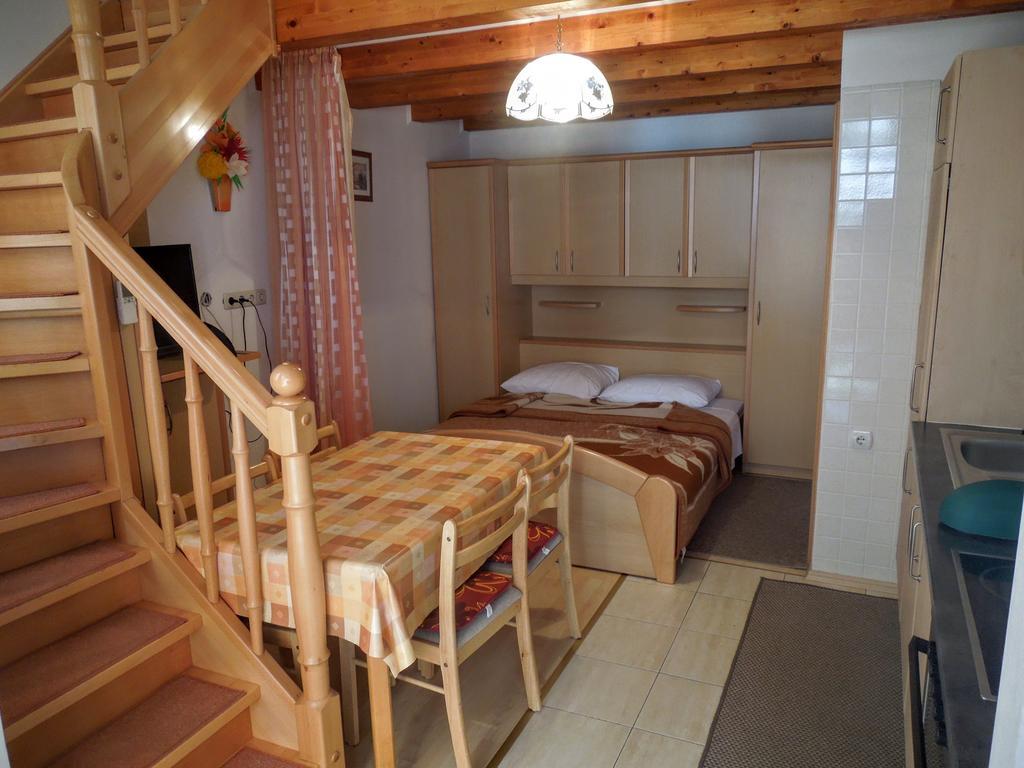 Apartments Dobranic Crikvenica Kültér fotó